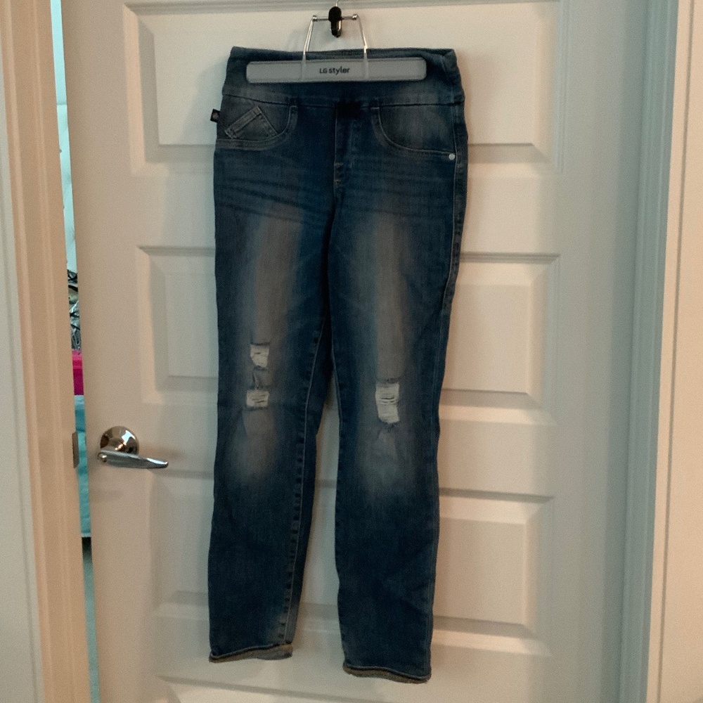 Rock and Roll Republic Fever Pull on Jeggings